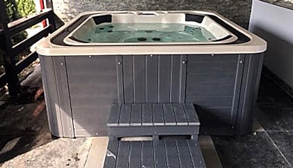 4 Kişilik Jakuzi