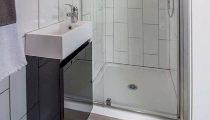 Tekneli Kare Duşakabin