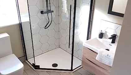 Zeminüstü Duşakabin